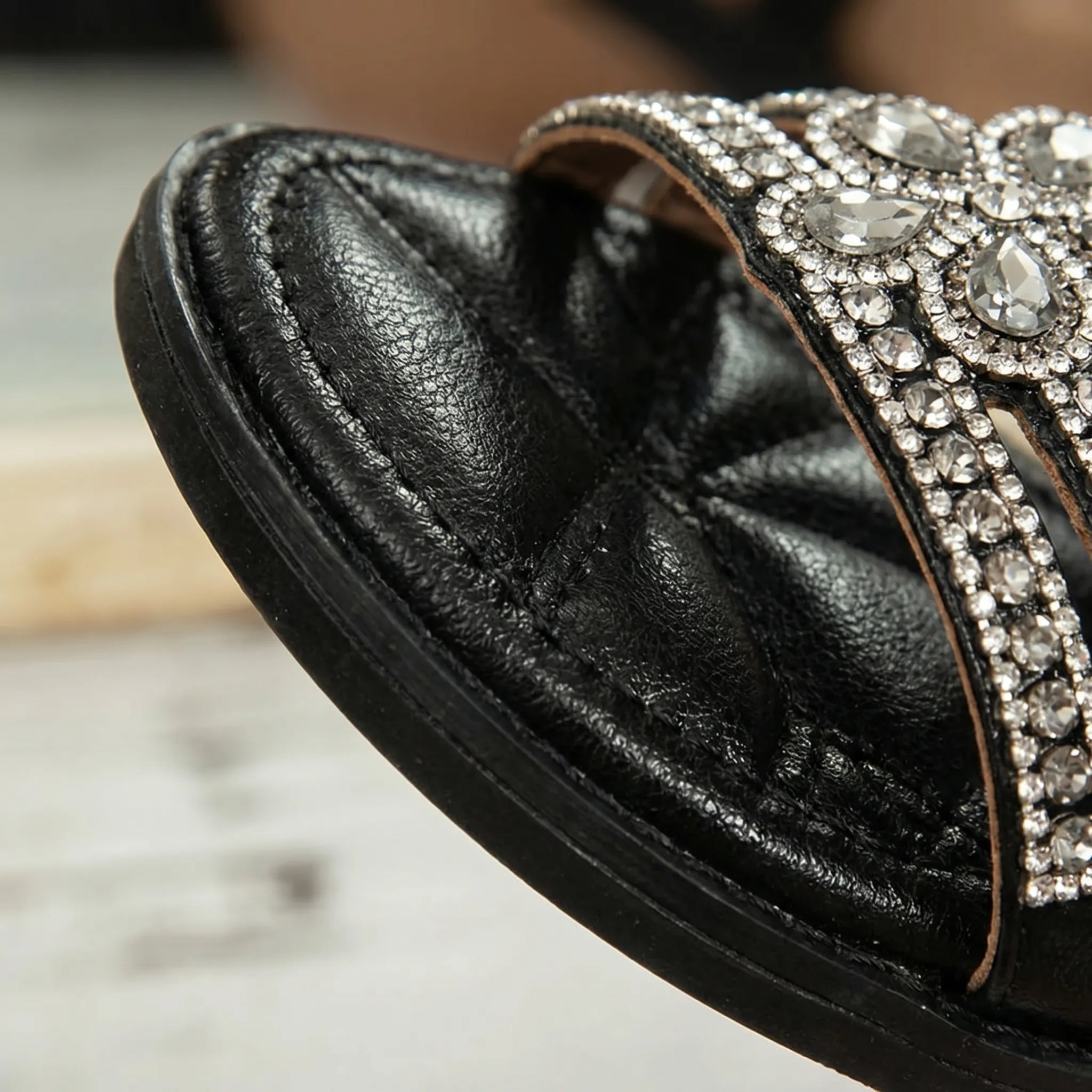 Women's Rhinestone Floral Flat Sandals