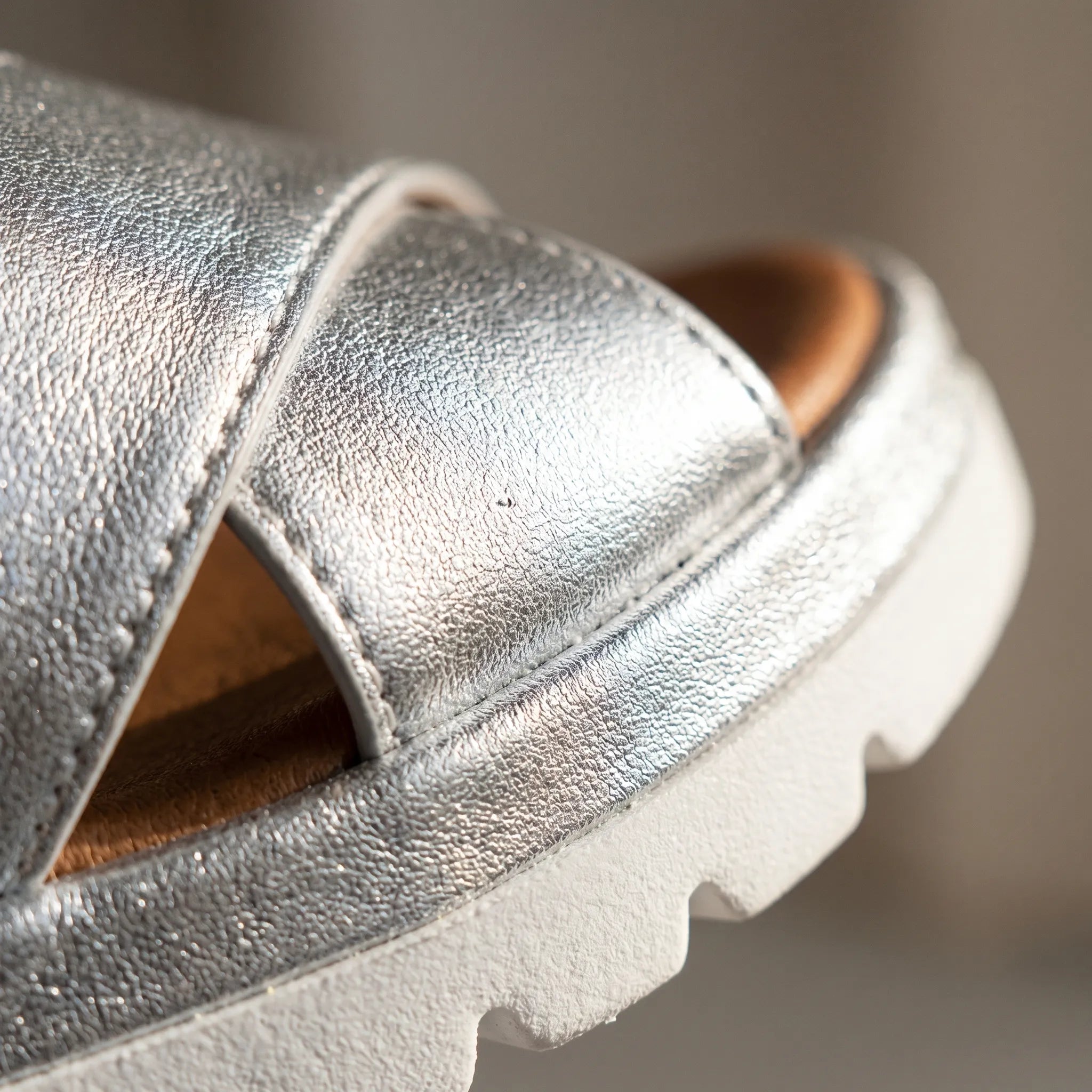 Women's Crossover Platform Slide Sandals
