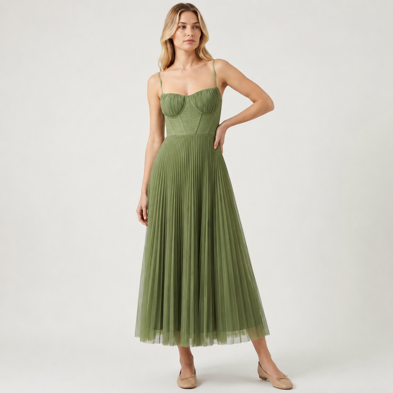 Women’s Pleated Strappy Maxi Dress